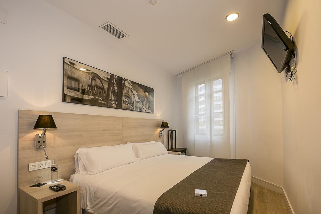 The 8 Boutique B&B Barcelona Exterior photo